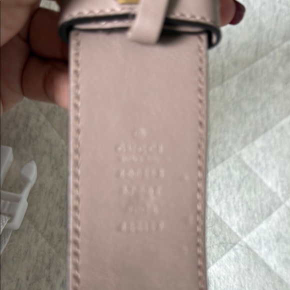 Gucci Belt with Iconic GG Buckle - Picture 7 of 10